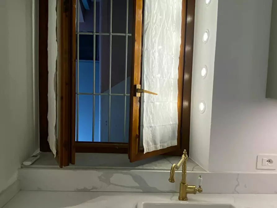 Immagine 8 di Appartamento in affitto  in Corso San Gottardo a Milano