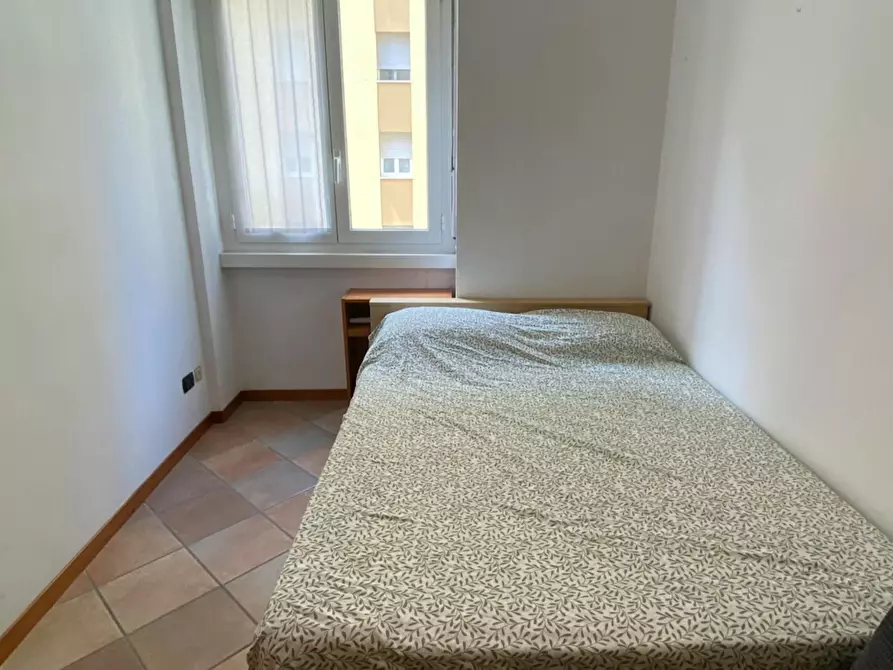 Immagine 9 di Appartamento in affitto  in Via Salasco a Milano