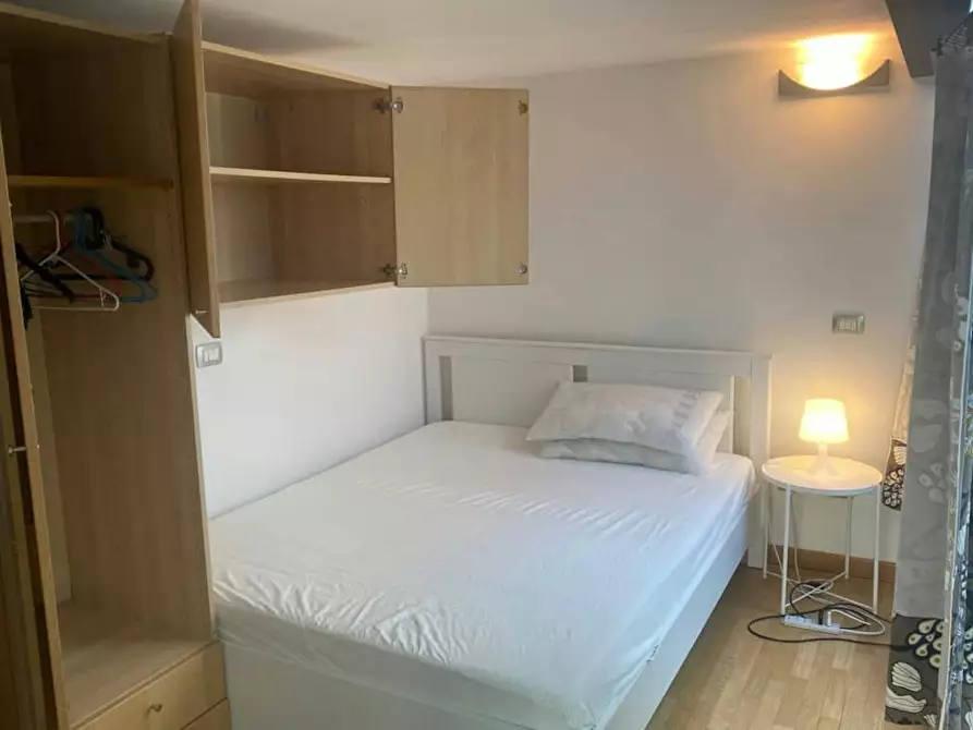 Immagine 7 di Appartamento in affitto  in Via Bordighera a Milano