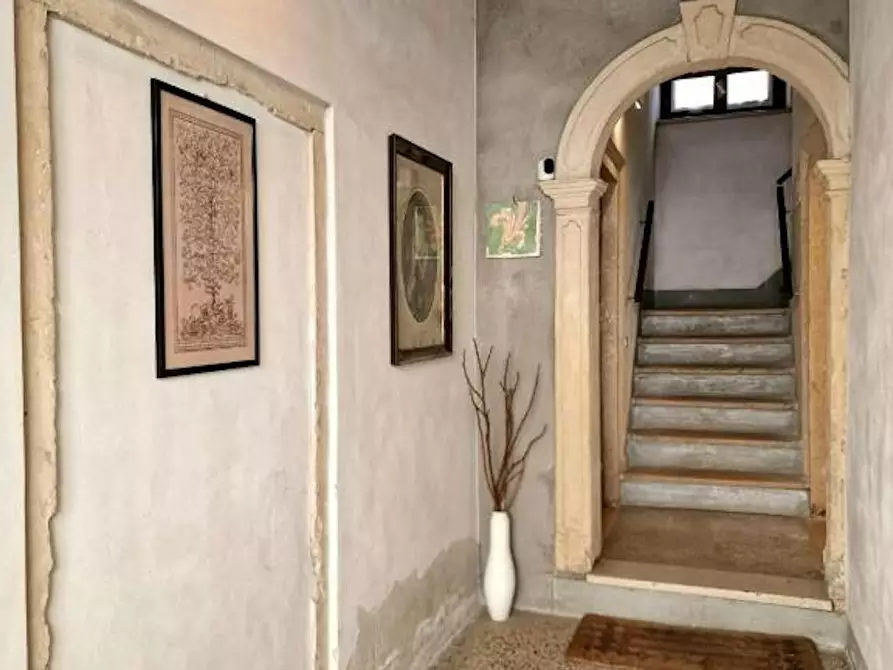 Immagine 3 di Casa indipendente in affitto  in Vicolo San Silvestro a Verona