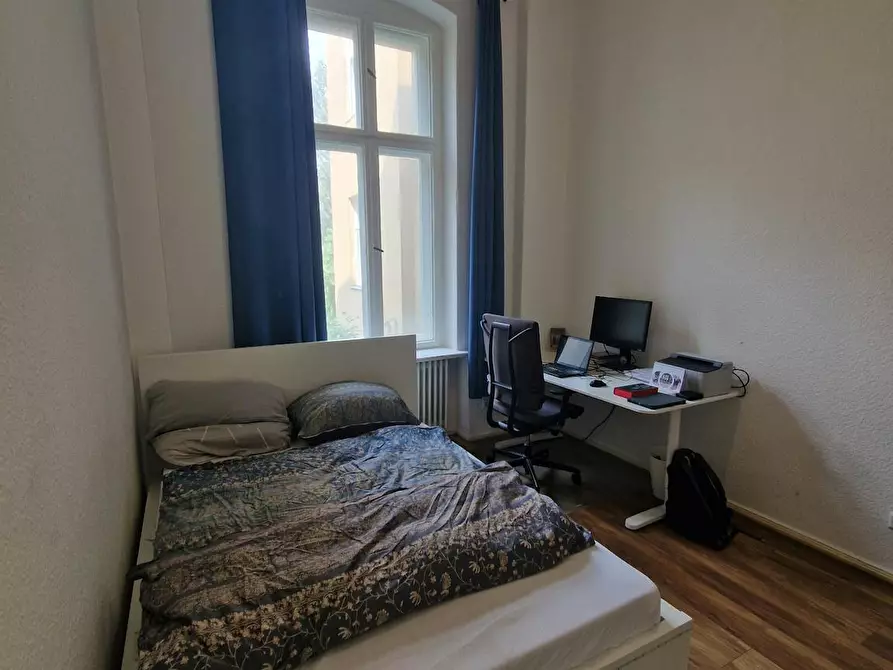 Immagine 2 di Appartamento in affitto  in Brandenburgische Straße a Berlin