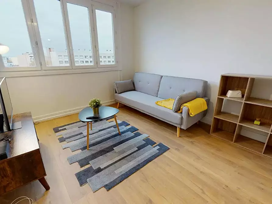 Immagine 4 di Camera in affitto  in Rue du 4 Août 1789 a Villeurbanne