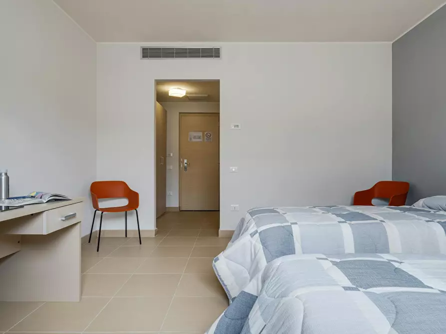 Immagine 3 di Appartamento in affitto  in Via Emilia Levante a Bologna