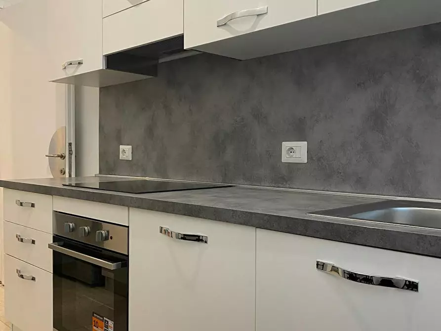 Immagine 3 di Appartamento in affitto  in Via Alberto Caroncini a Milano