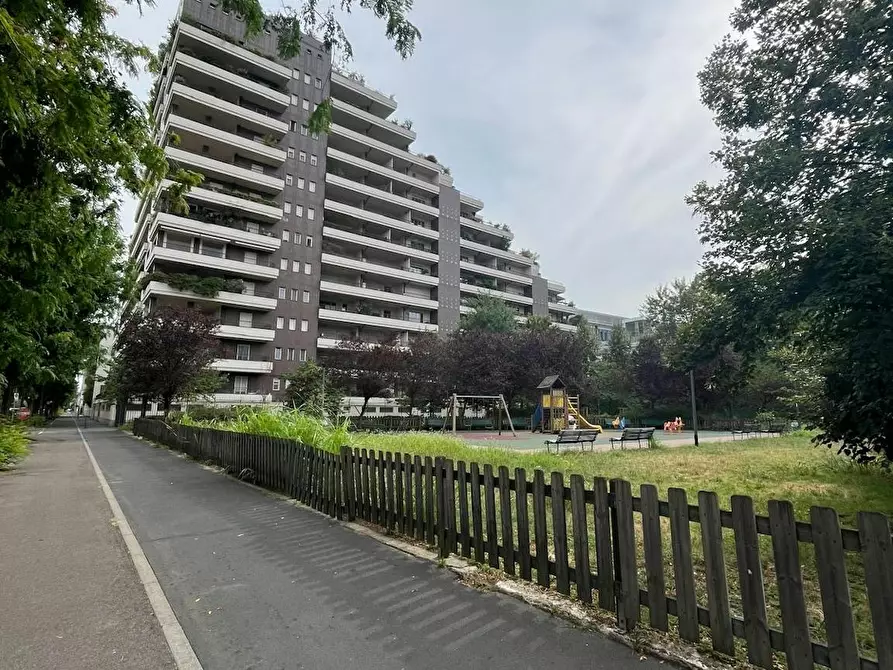 Immagine 10 di Camera condivisa in affitto  in Via Adamello a Milano
