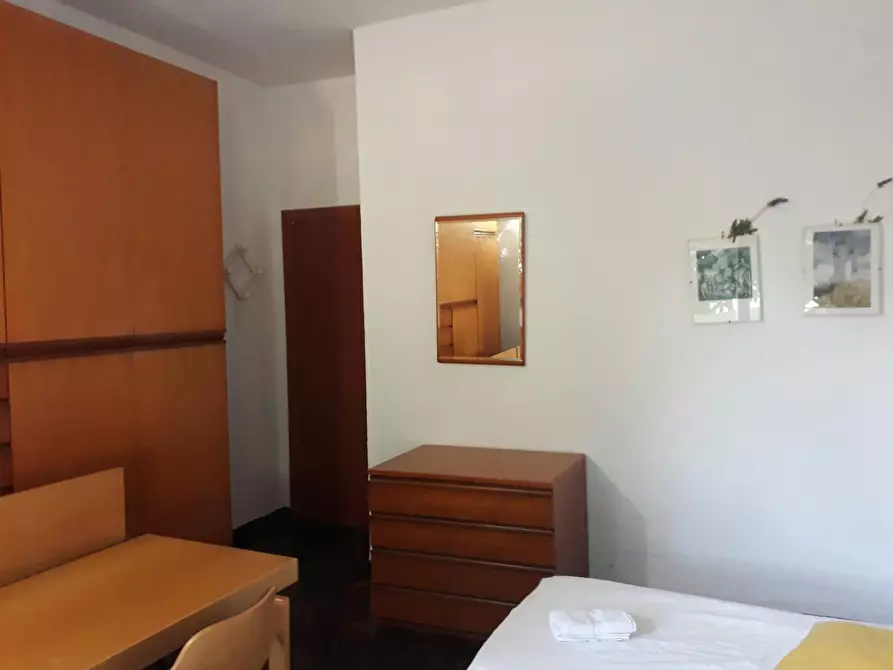 Immagine 4 di Camera condivisa in affitto  in Via Giacomo di Mino il Pellicciaio a Siena