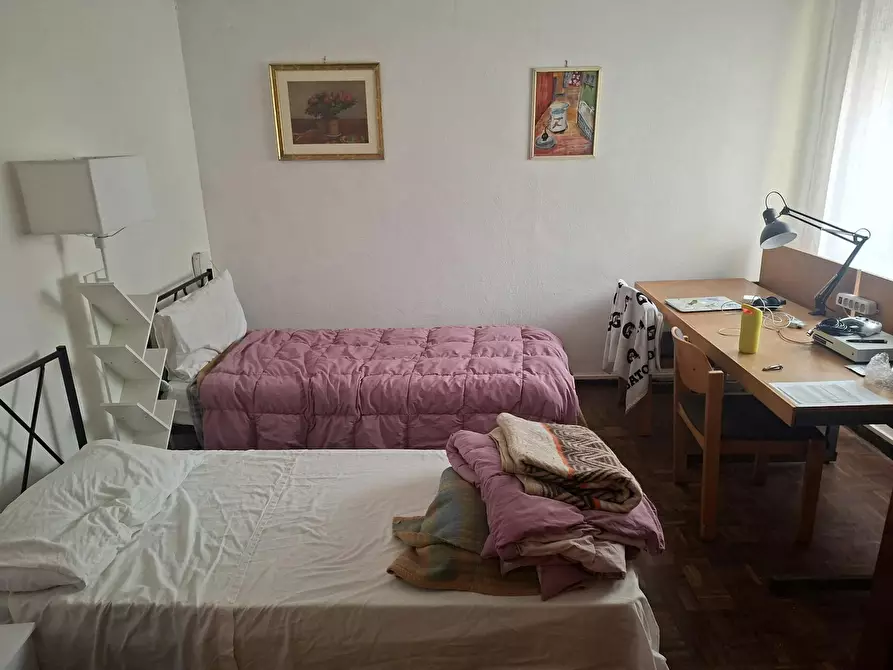 Immagine 4 di Camera condivisa in affitto  in Via Giacomo di Mino il Pellicciaio a Siena
