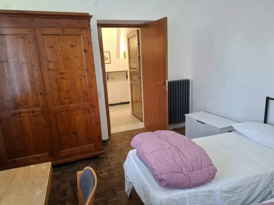 Immagine 2 di Camera condivisa in affitto  in Via Giacomo di Mino il Pellicciaio a Siena