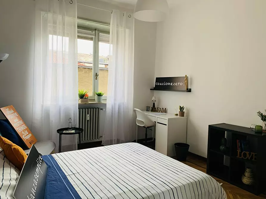 Immagine 2 di Camera in affitto  in Via Sant'Agostino a Torino