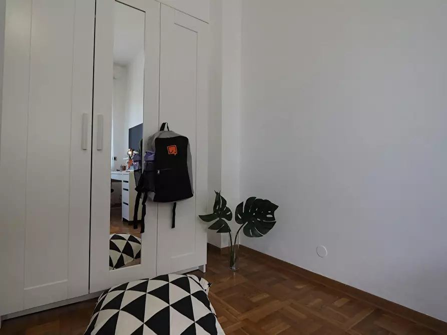 Immagine 3 di Camera in affitto  in Corso Luigi Einaudi a Torino
