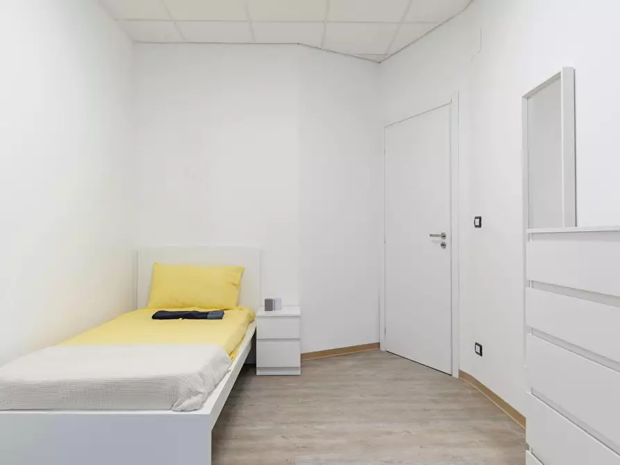 Immagine 6 di Camera in affitto  in Via Frinco a Torino