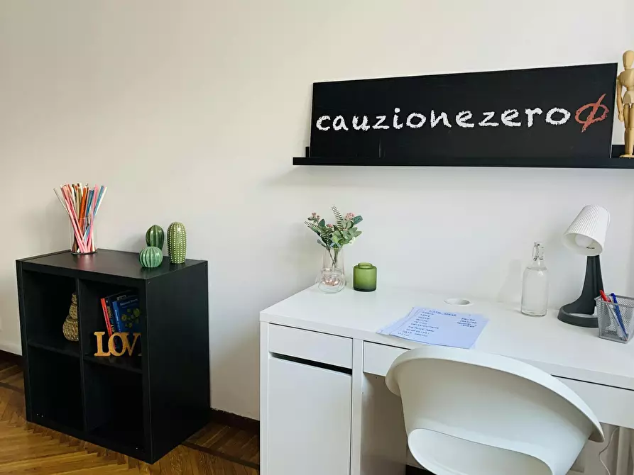 Immagine 5 di Camera in affitto  in Via Sant'Agostino a Torino
