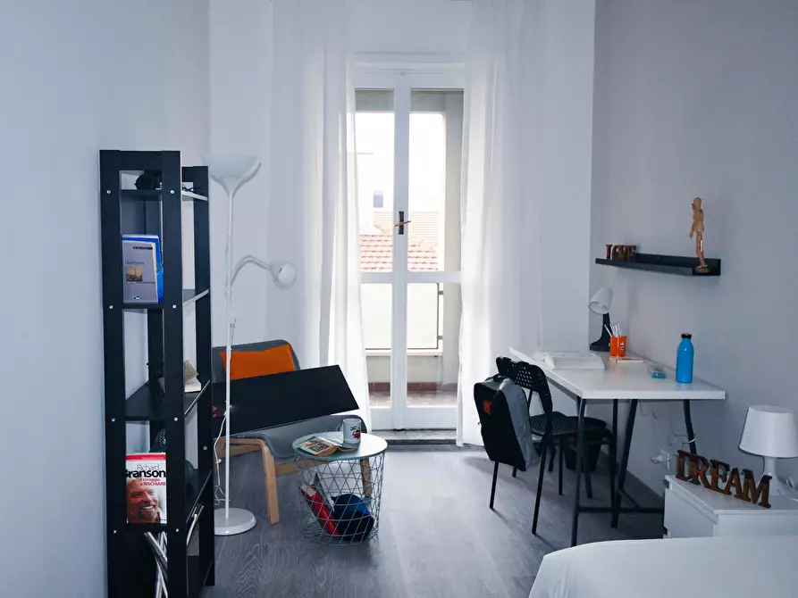 Immagine 2 di Camera in affitto  in Corso Massimo d'Azeglio a Torino