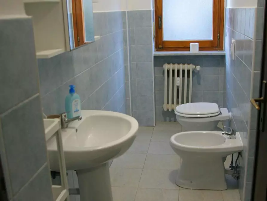 Immagine 7 di Camera in affitto  in Corso Peschiera a Torino