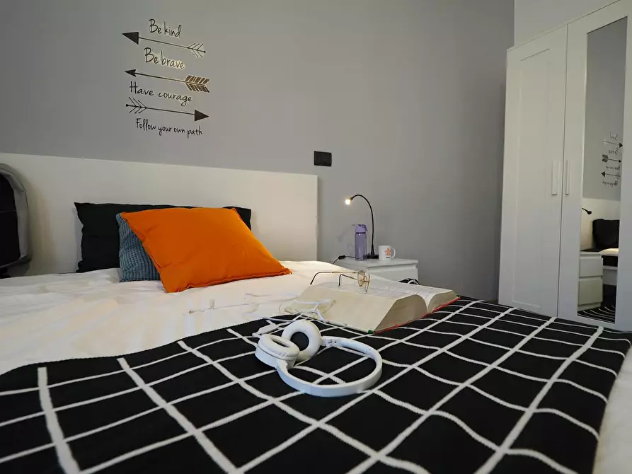 Immagine 2 di Camera in affitto  in Corso Germano Sommeiller a Torino