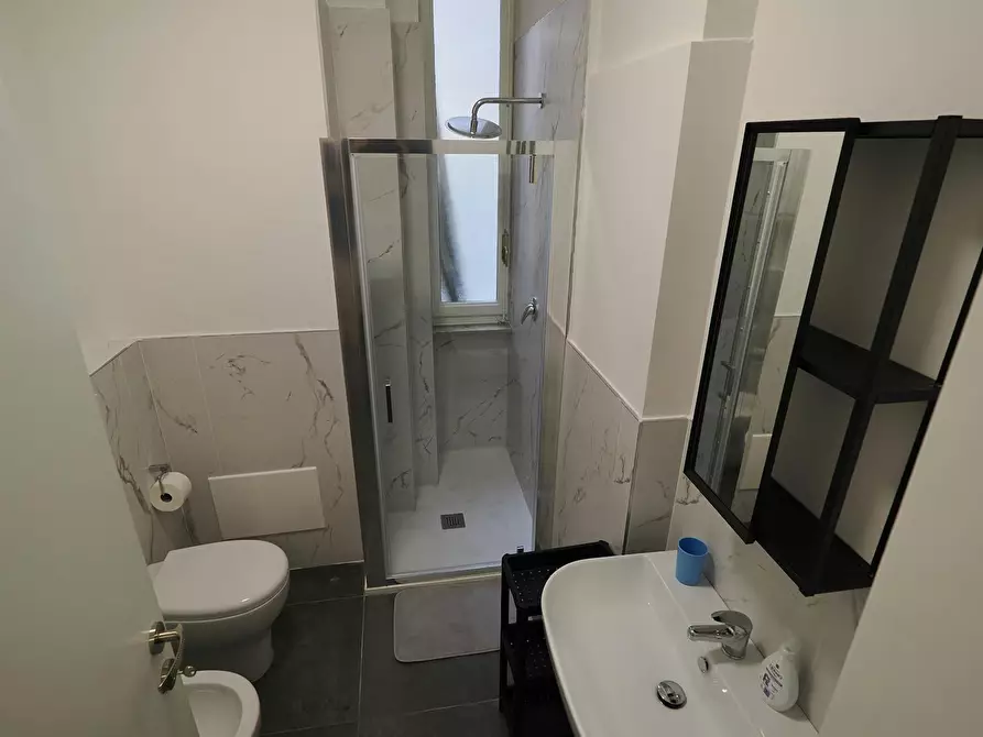 Immagine 4 di Camera in affitto  in Corso Peschiera a Torino