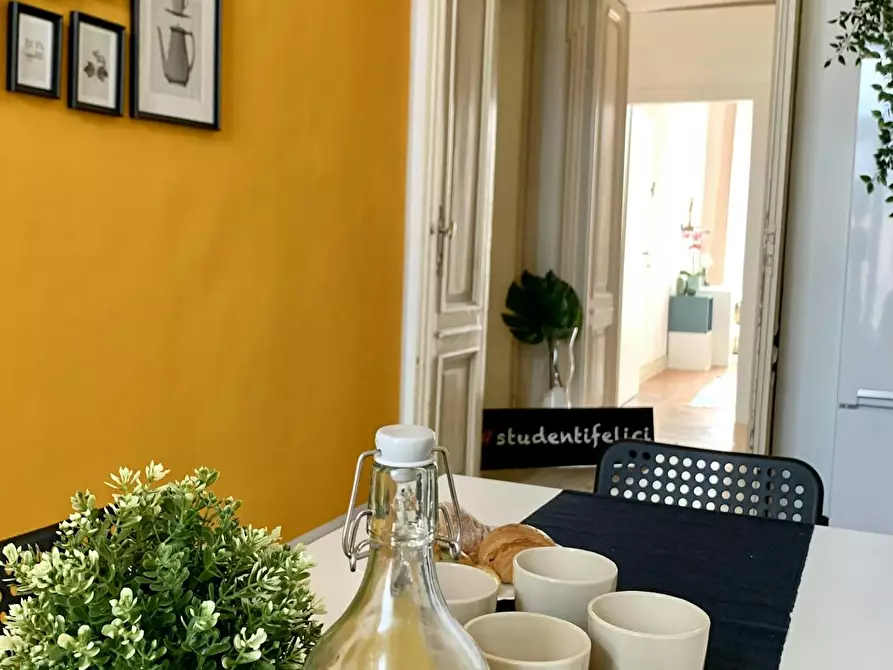 Immagine 10 di Camera in affitto  in Corso Re Umberto a Torino