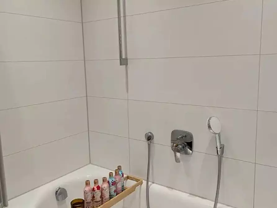Immagine 8 di Casa indipendente in affitto  in Marienburger Straße a München