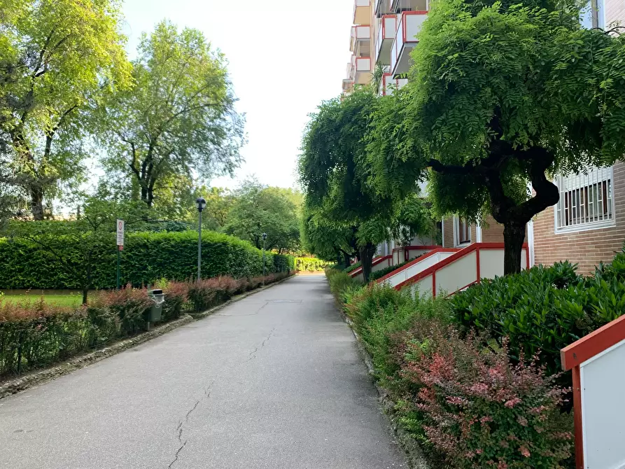 Immagine 10 di Camera in affitto  in Via Vittorio Emanuele Orlando a Milano