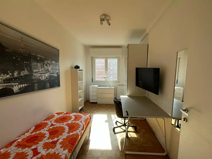 Immagine 1 di Camera in affitto  in Via Vittorio Emanuele Orlando a Milano