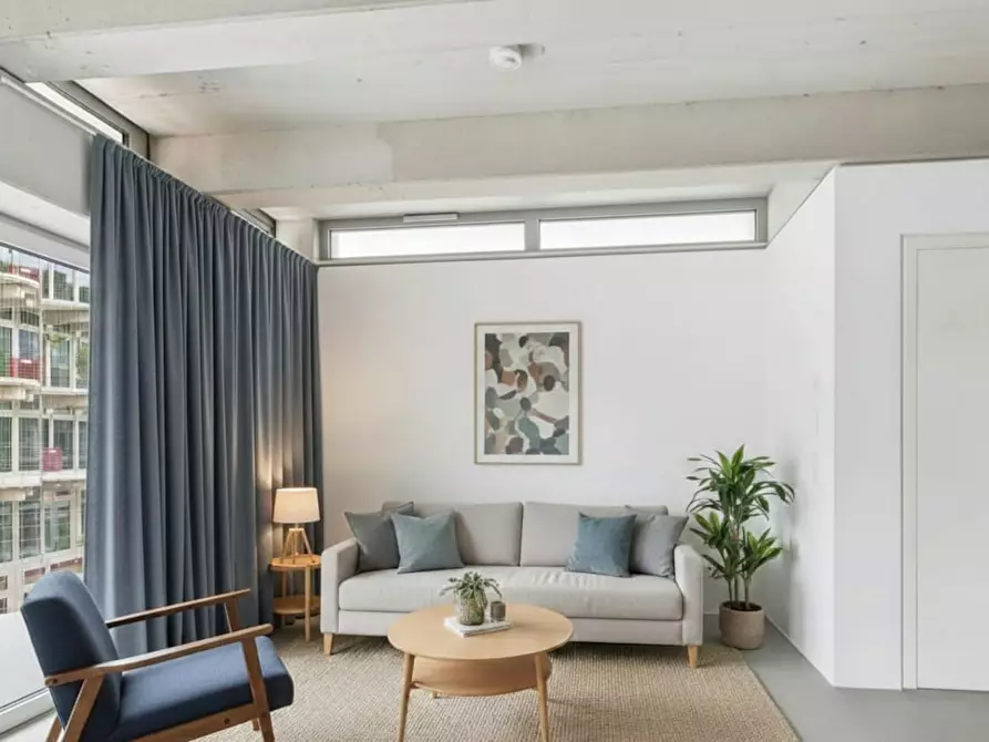 Immagine 1 di Appartamento in affitto  in Lion-Feuchtwanger-Straße a Berlin