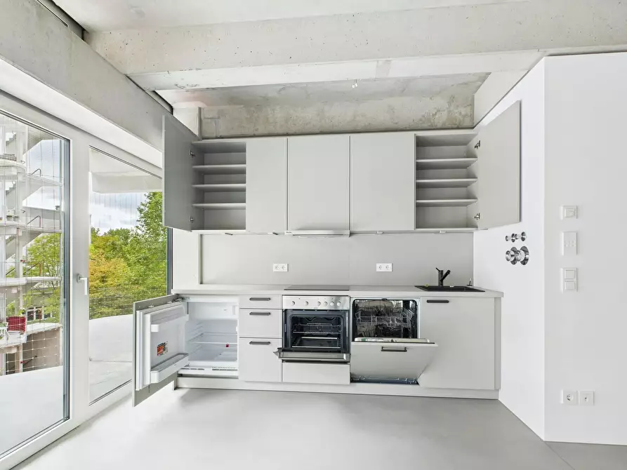 Immagine 5 di Appartamento in affitto  in Lion-Feuchtwanger-Straße a Berlin