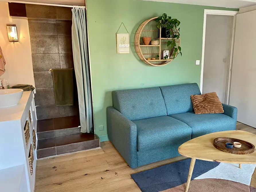 Immagine 9 di Appartamento in affitto  in Rue des Cordeliers a Le Tholonet