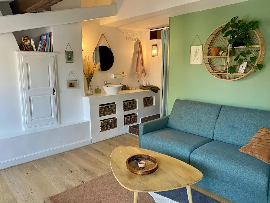 Immagine 8 di Appartamento in affitto  in Rue des Cordeliers a Le Tholonet