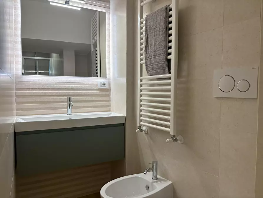 Immagine 7 di Appartamento in affitto  in Via Faenza a Firenze