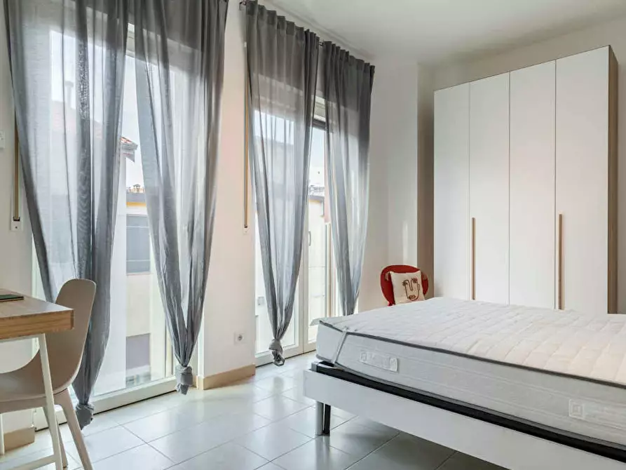 Immagine 5 di Appartamento in affitto  in Via Gardone a Milano