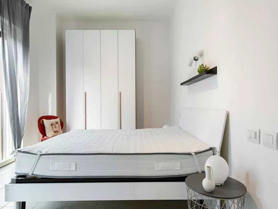 Immagine 4 di Appartamento in affitto  in Via Gardone a Milano
