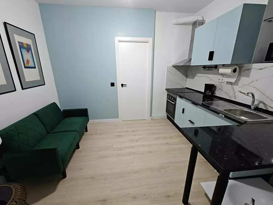 Immagine 5 di Camera in affitto  in Calle de Juan Álvarez Mendizábal a Madrid
