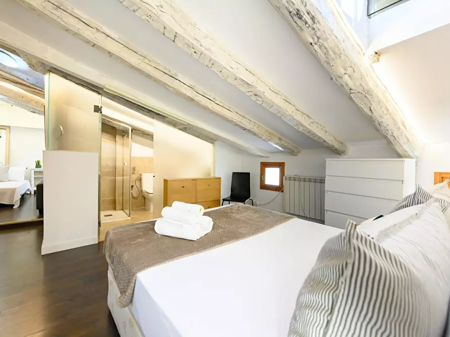 Immagine 9 di Appartamento in affitto  in Calle de Ferraz a Madrid
