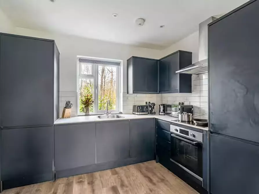 Immagine 10 di Appartamento in affitto  in Rickmansworth Lane a Chalfont St Peter