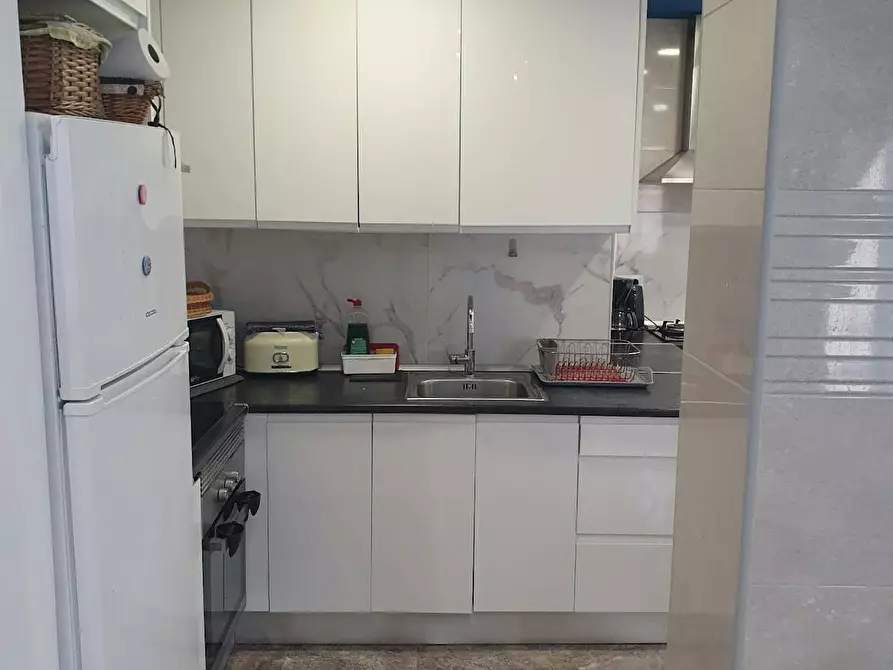 Immagine 5 di Camera condivisa in affitto  in Calle Vega Baja del Segura a Torrevieja