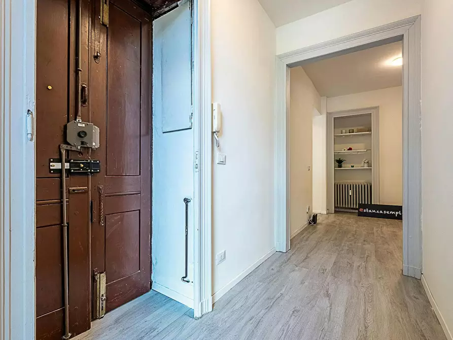 Immagine 7 di Camera in affitto  in Corso Re Umberto a Torino