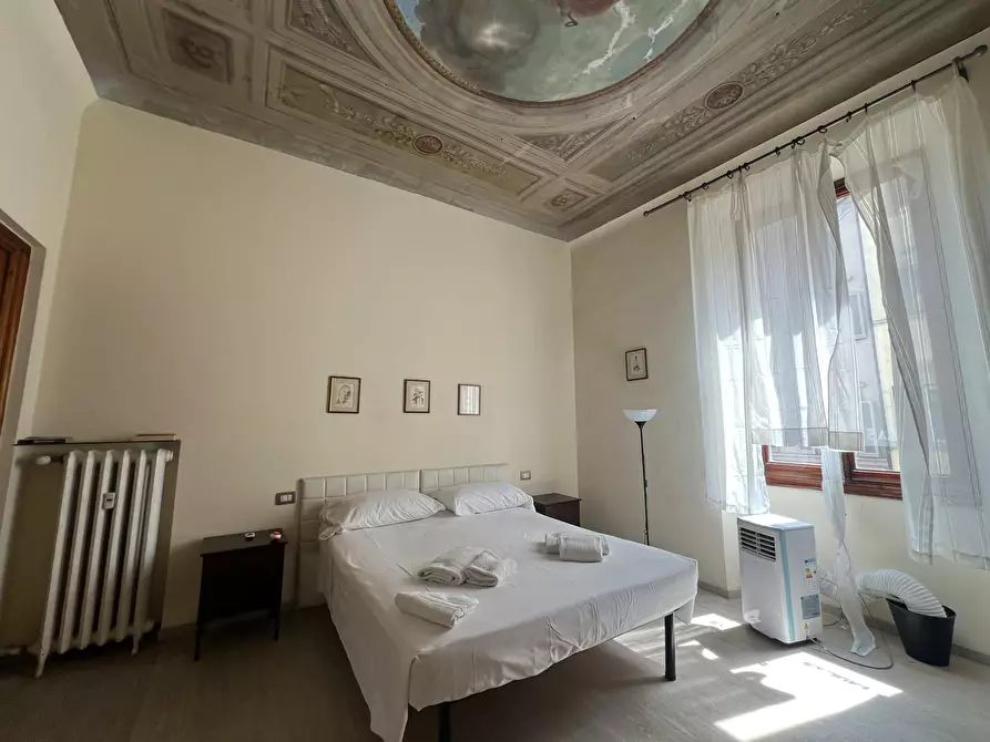 Immagine 2 di Camera in affitto  in Via Panzani a Firenze