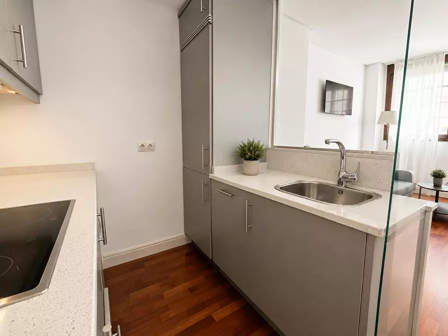 Immagine 5 di Appartamento in affitto  in Calle de Pedro Heredia a Madrid