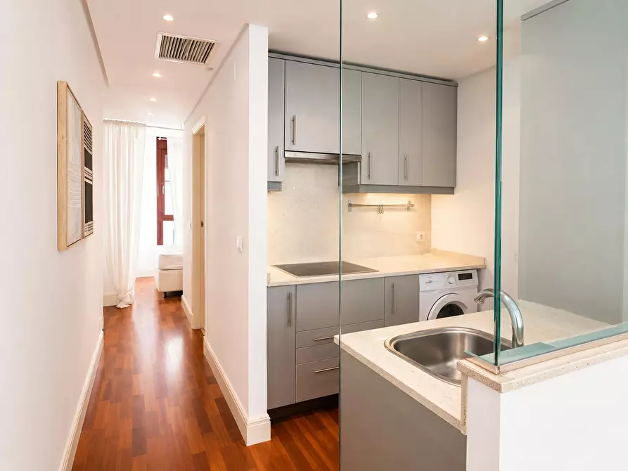 Immagine 3 di Appartamento in affitto  in Calle de Pedro Heredia a Madrid