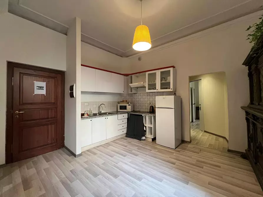 Immagine 4 di Camera in affitto  in Via Panzani a Firenze