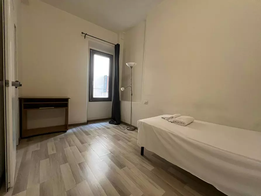 Immagine 2 di Camera in affitto  in Via Panzani a Firenze