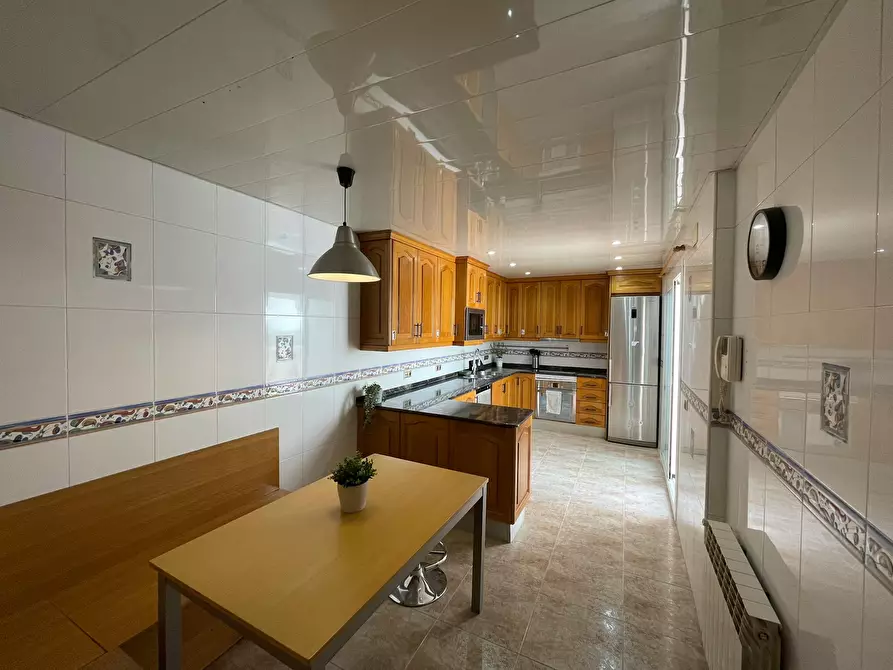 Immagine 9 di Casa indipendente in affitto  in Carrer dels Naranjos a Hospitalet De Llobregat, L'