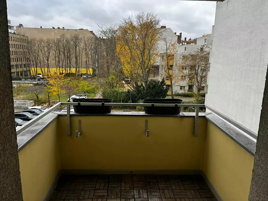 Immagine 4 di Camera condivisa in affitto  in Leibnizstraße a Berlin