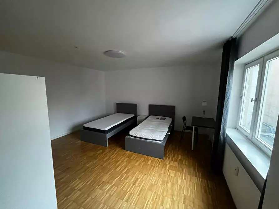 Immagine 1 di Camera condivisa in affitto  in Leibnizstraße a Berlin
