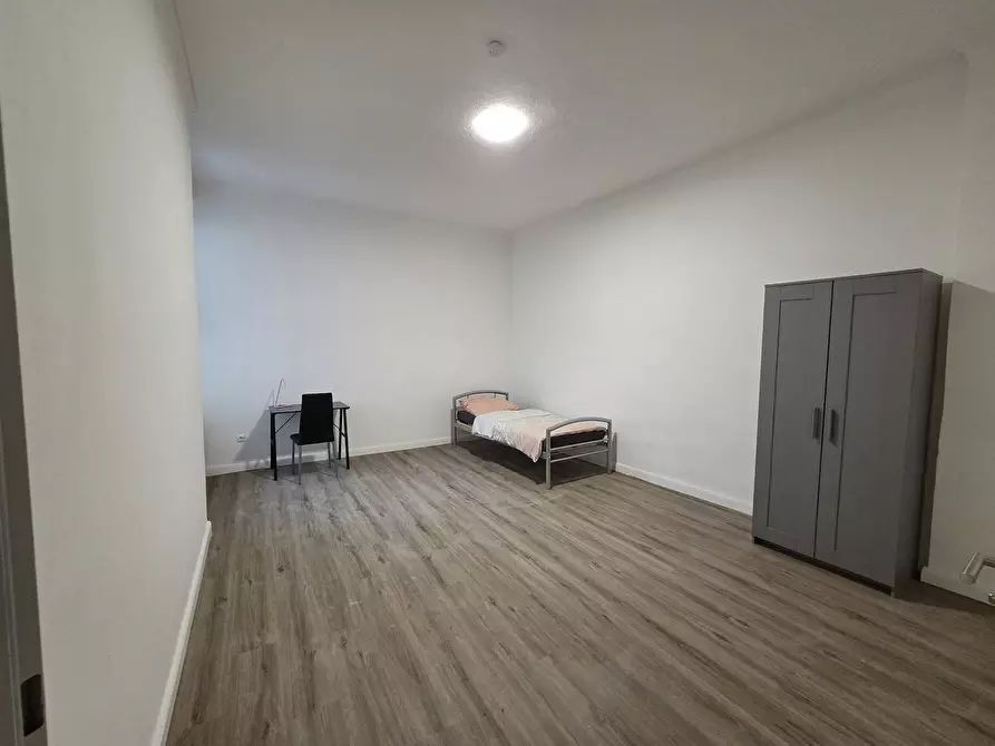 Immagine 1 di Camera in affitto  in Kurfürstenstraße a Berlin