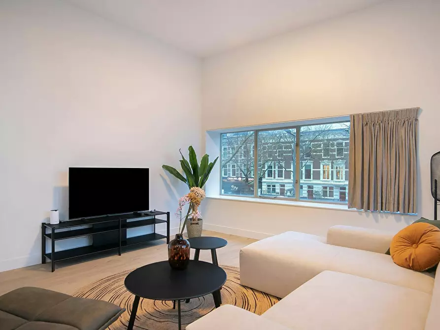 Immagine 2 di Appartamento in affitto  in 's-Gravendijkwal a Rotterdam