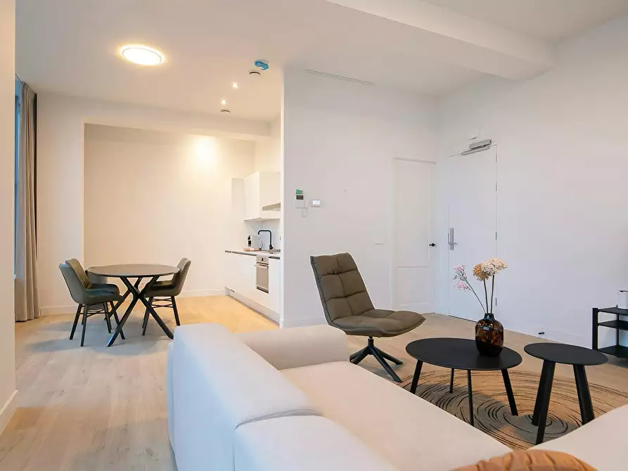Immagine 7 di Appartamento in affitto  in 's-Gravendijkwal a Rotterdam