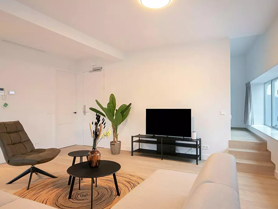 Immagine 4 di Appartamento in affitto  in 's-Gravendijkwal a Rotterdam