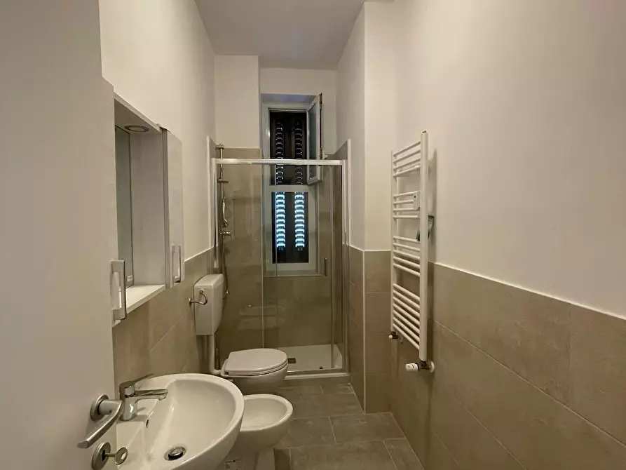 Immagine 8 di Camera in affitto  in Via Enrico Porro a Genova