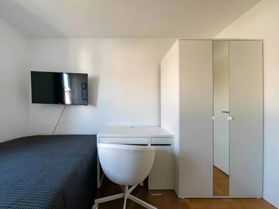Immagine 4 di Camera in affitto  in Mittlerer Hasenpfad a Frankfurt am Main